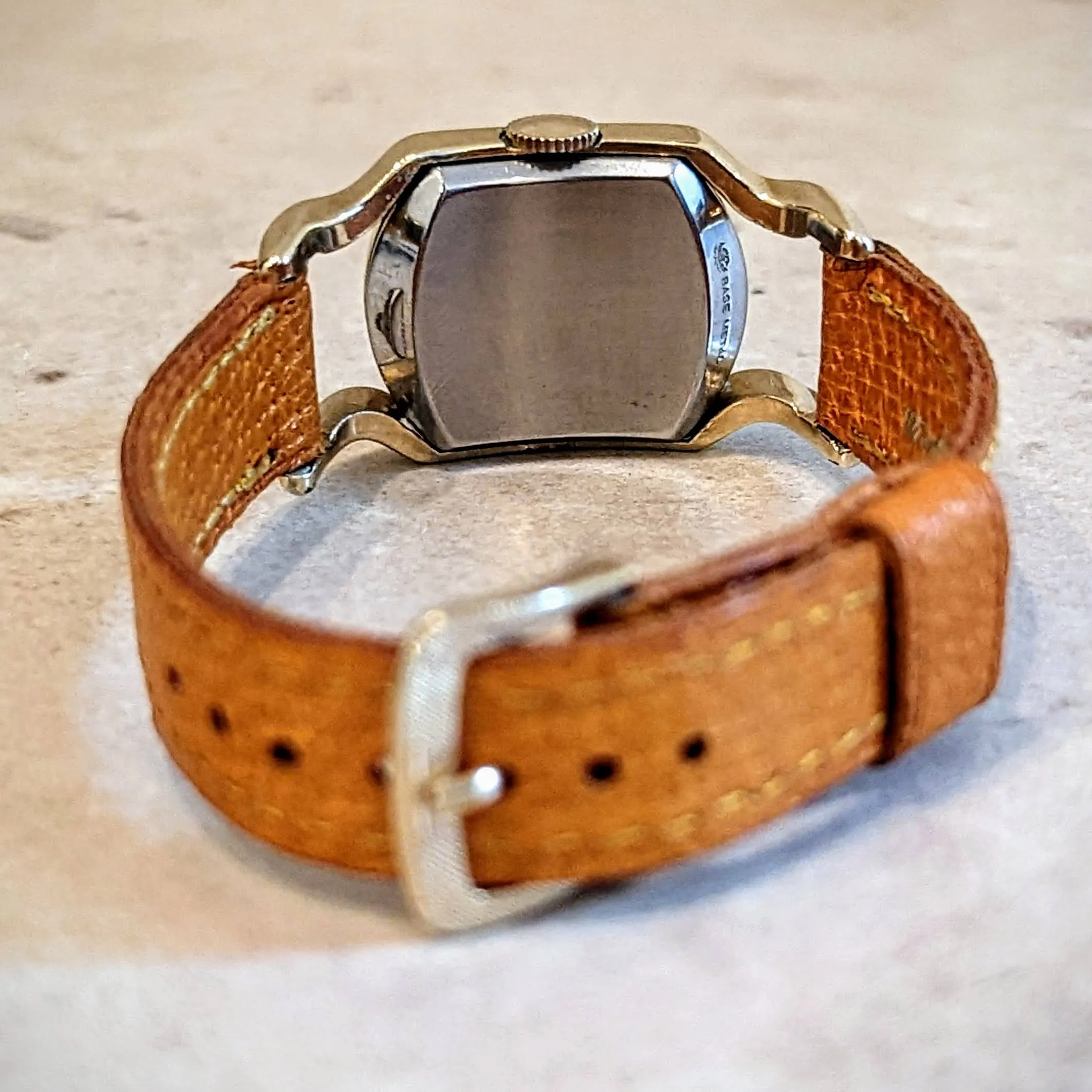 1939 GRUEN Driver’s Ristside “The Varsity” Wristwatch Curved Watch