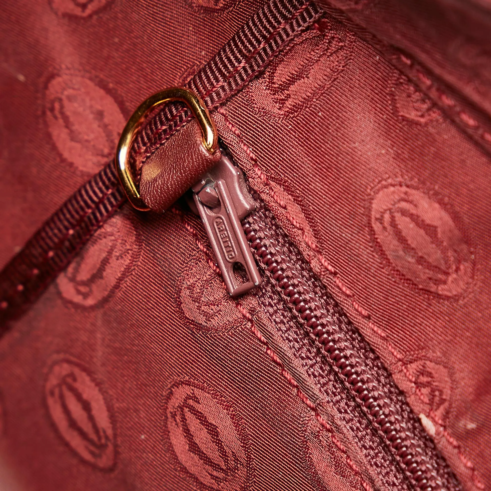 Cartier Must de Cartier Leather Handbag (SHG-27377)